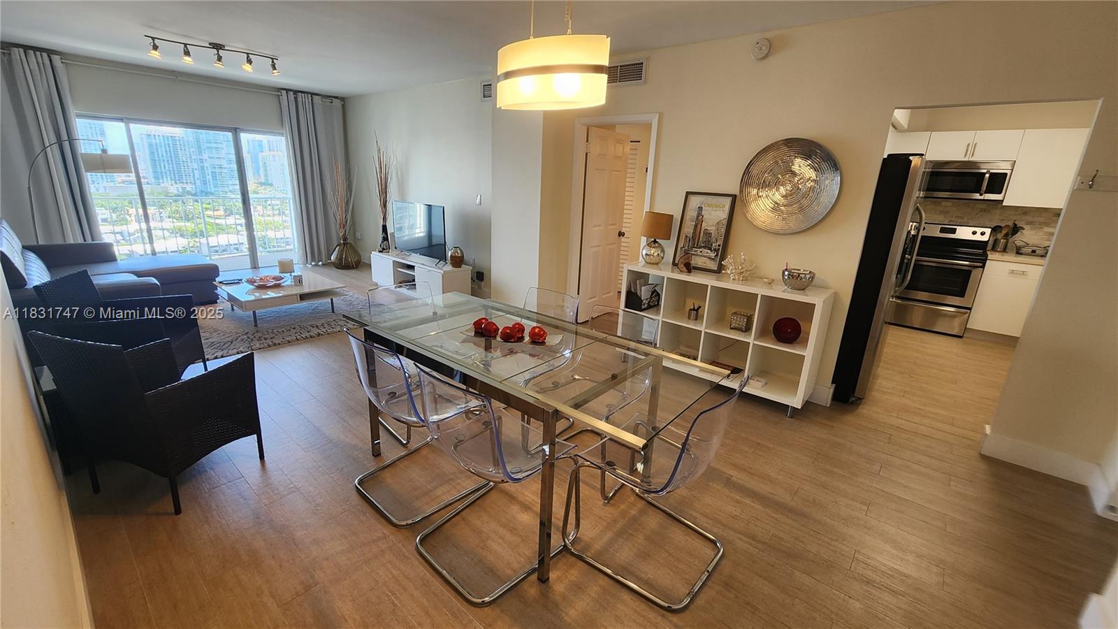Property photo # 6