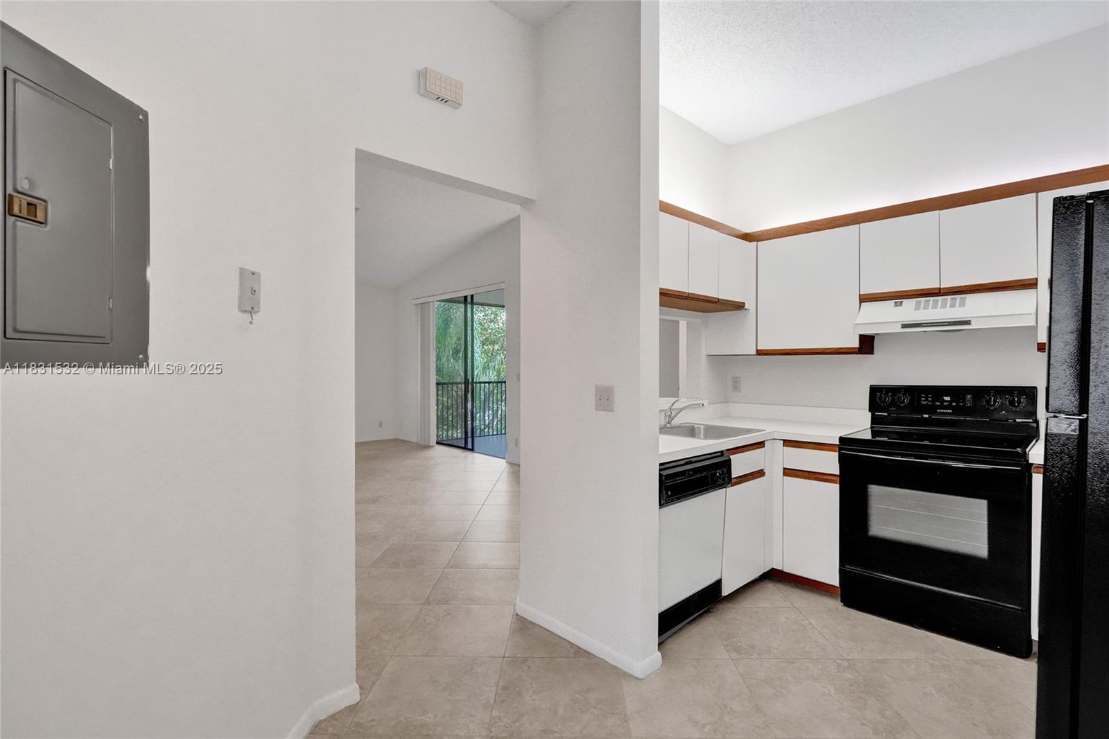 Property photo # 8