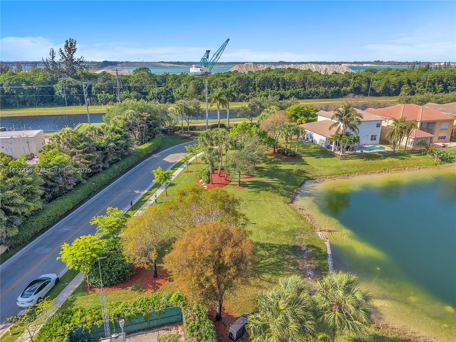 5342 SW 173rd Ave, Miramar, Florida image 27