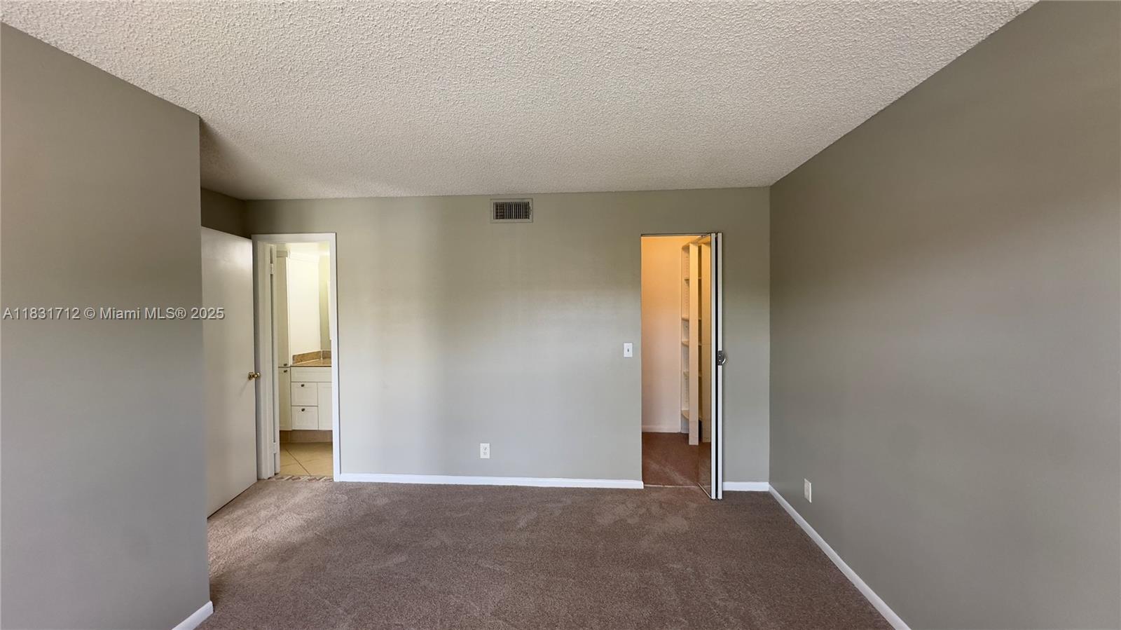 1145 Lake Shore Dr #205, Lake Park, Florida image 15