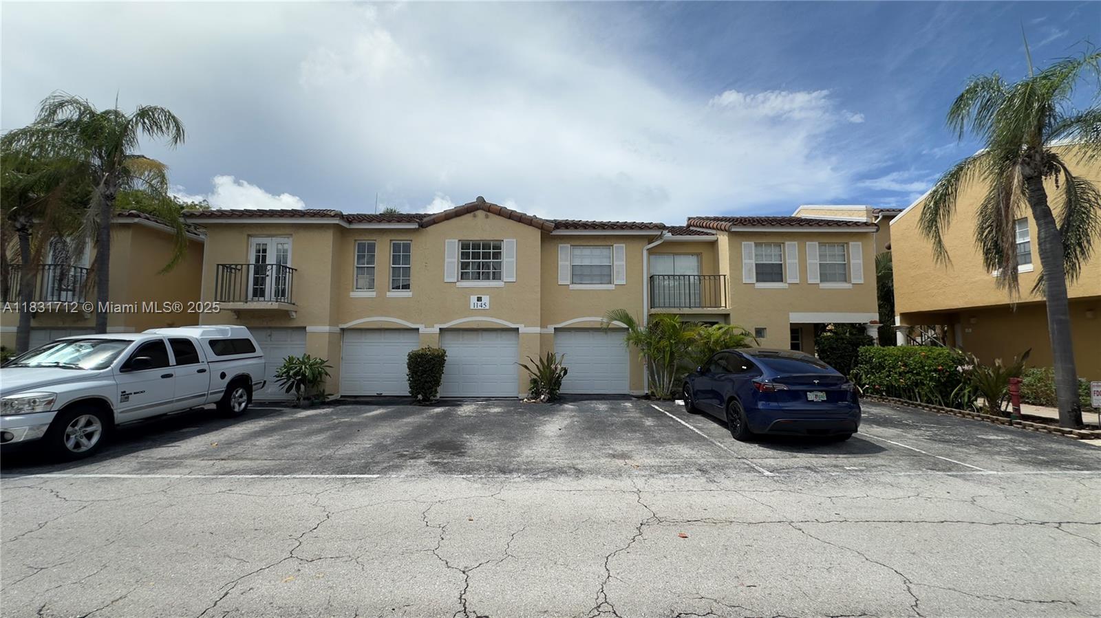 1145 Lake Shore Dr #205, Lake Park, Florida image 2