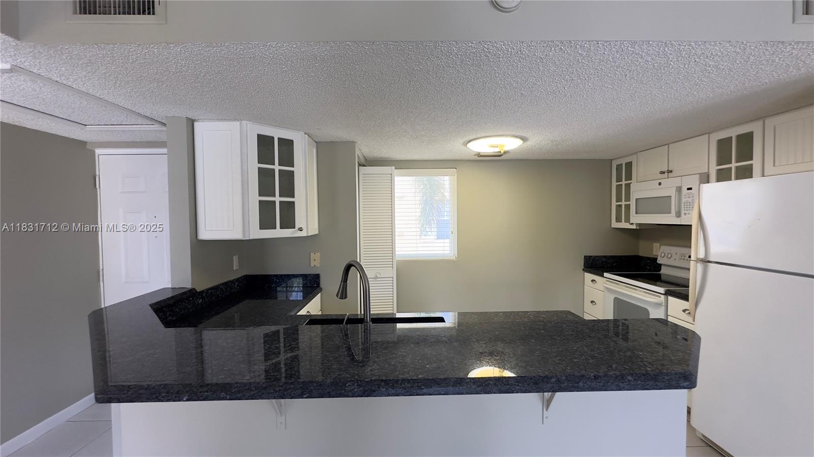 1145 Lake Shore Dr #205, Lake Park, Florida image 9