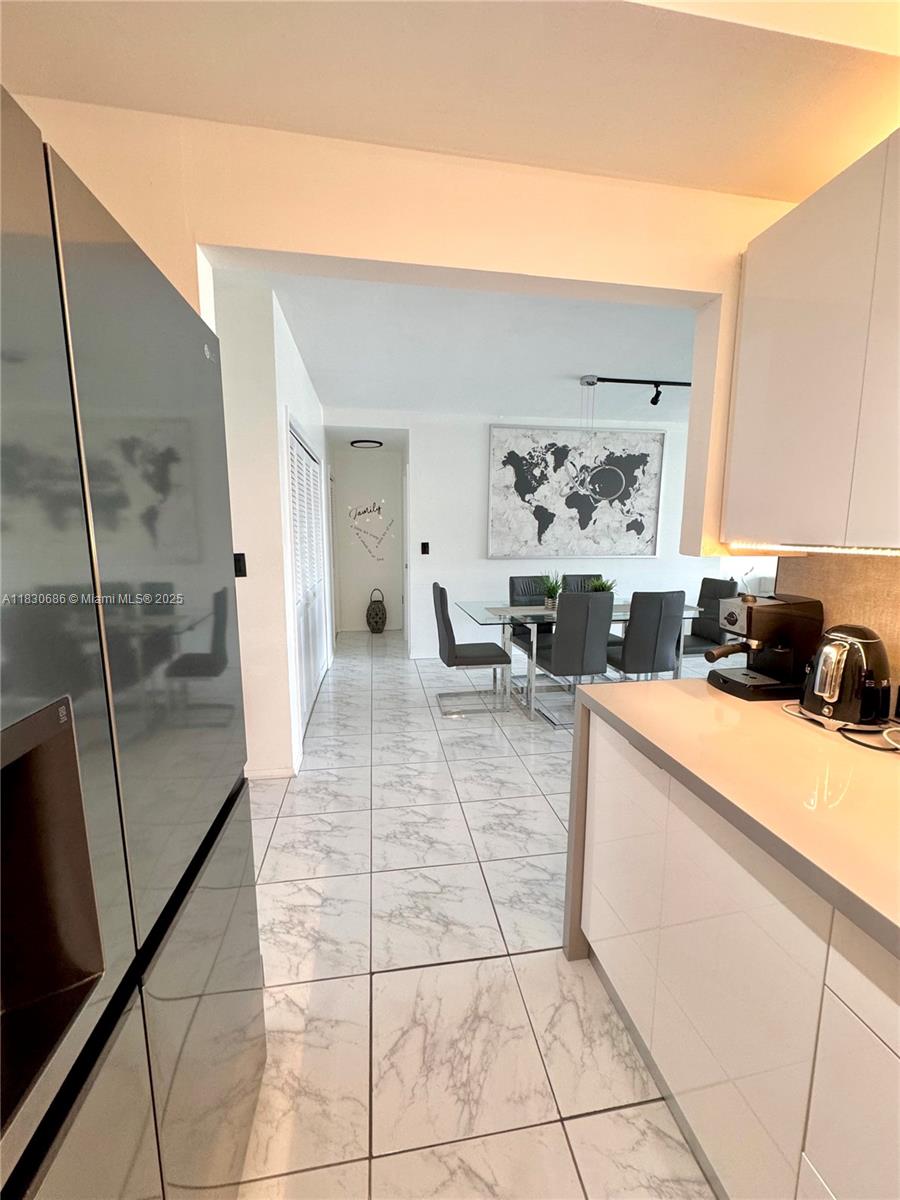 300 Bayview Dr #1603, Sunny Isles Beach, Florida image 17