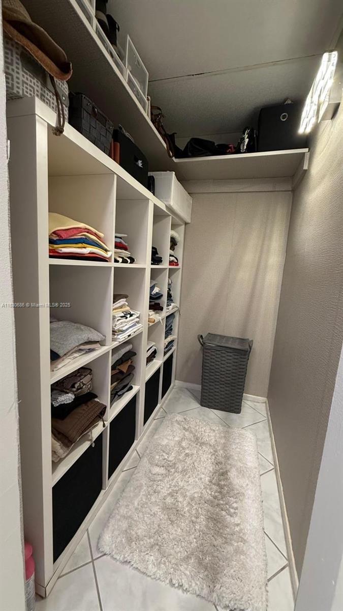 300 Bayview Dr #1603, Sunny Isles Beach, Florida image 19