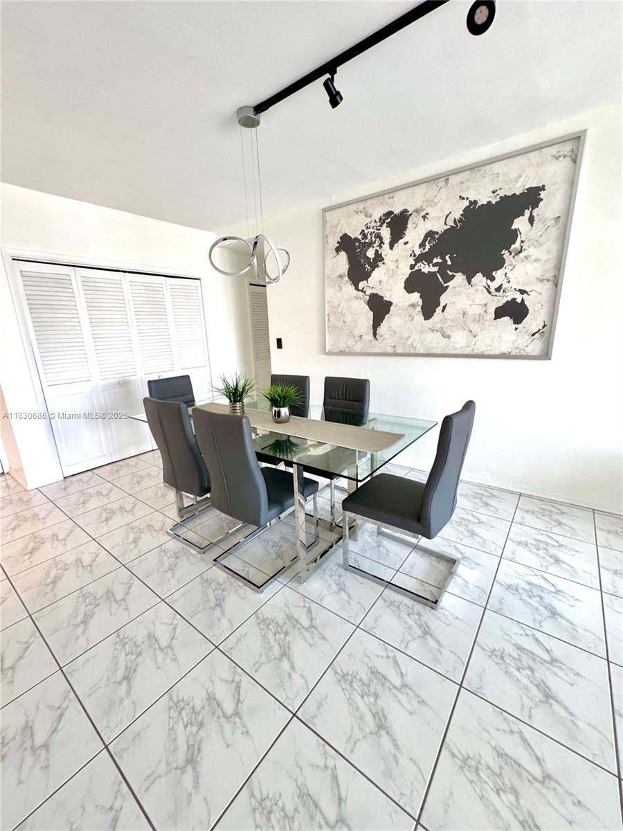 300 Bayview Dr #1603, Sunny Isles Beach, Florida image 6