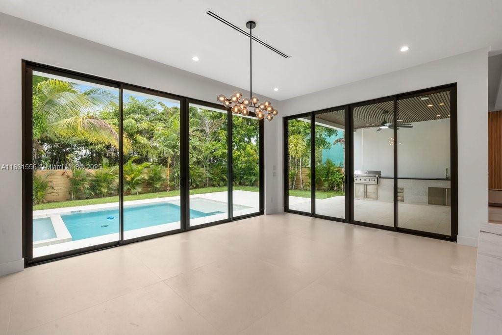 531 NE 10th Ave, Fort Lauderdale, Florida image 22