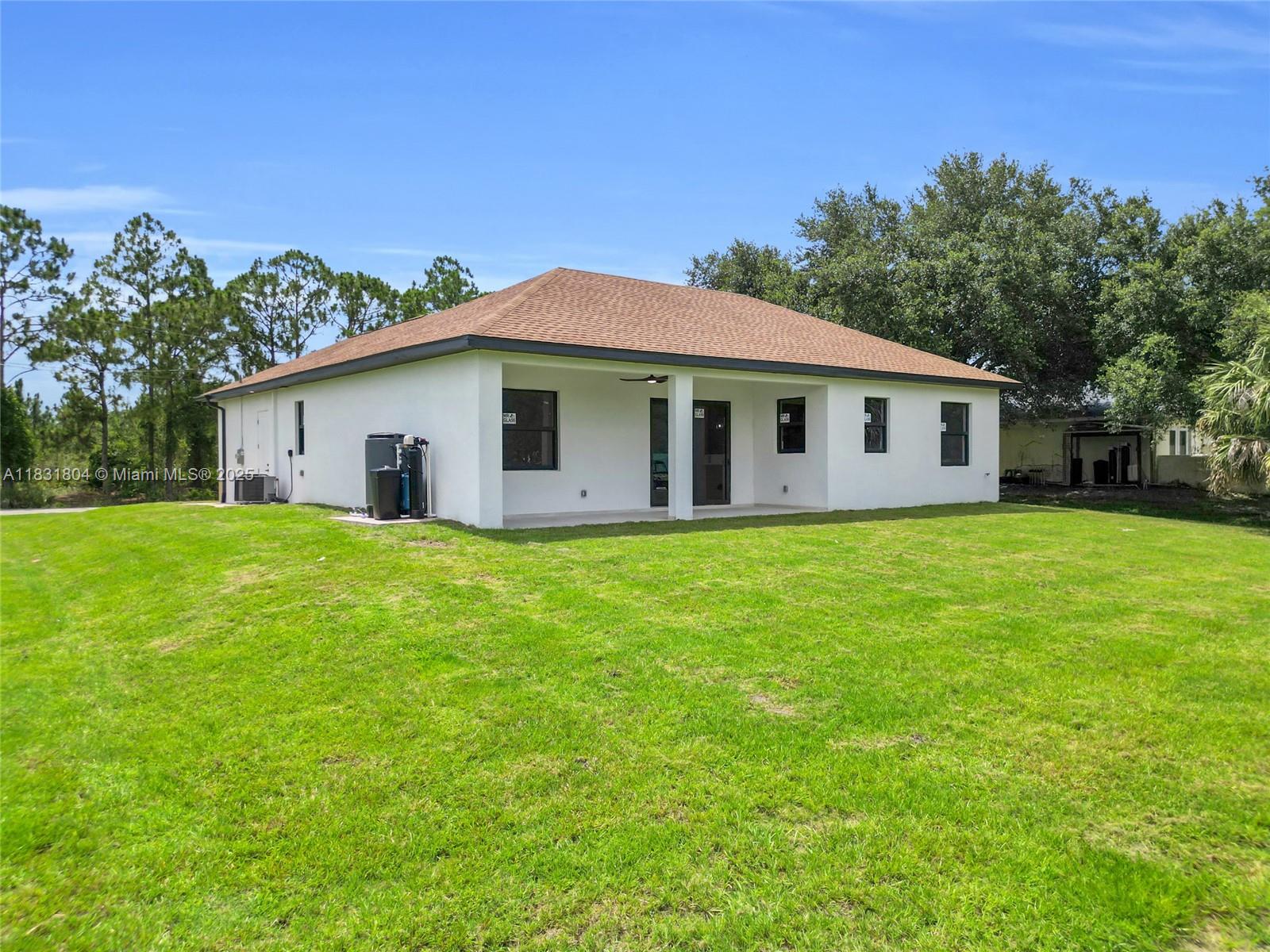 814 Mckinley Ave, Lehigh Acres, Florida image 6