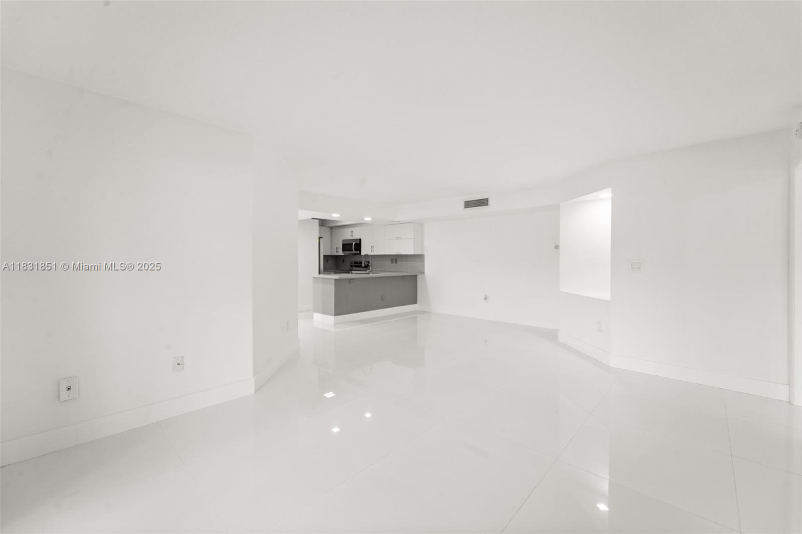4720 NW 102nd Ave #108-21, Doral, Florida image 8