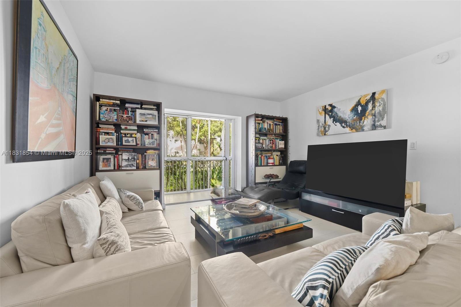 240 Galen Drive #109, Key Biscayne, Florida image 7