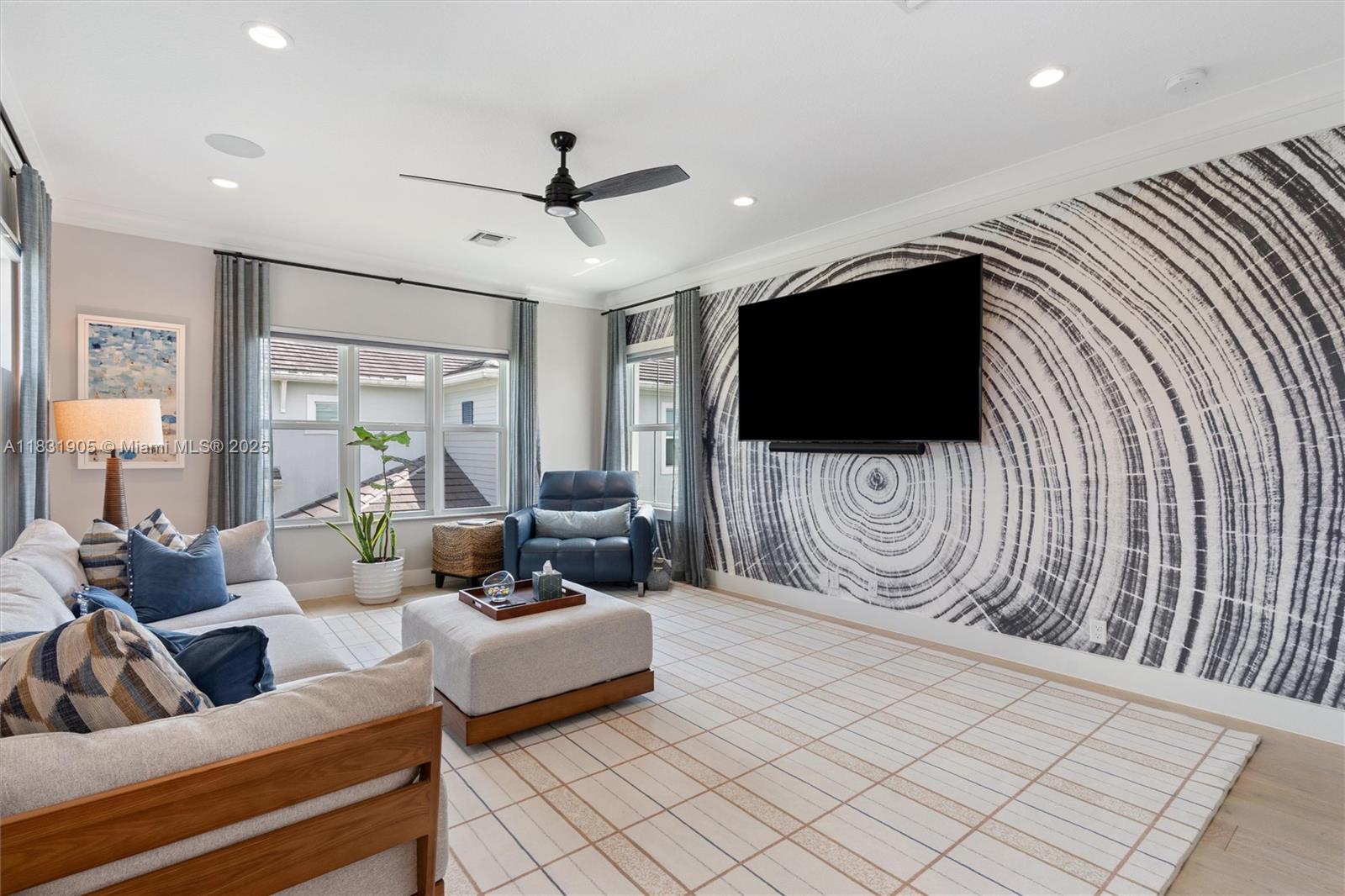 9369 Crestview Cir, Palm Beach Gardens, Florida image 29