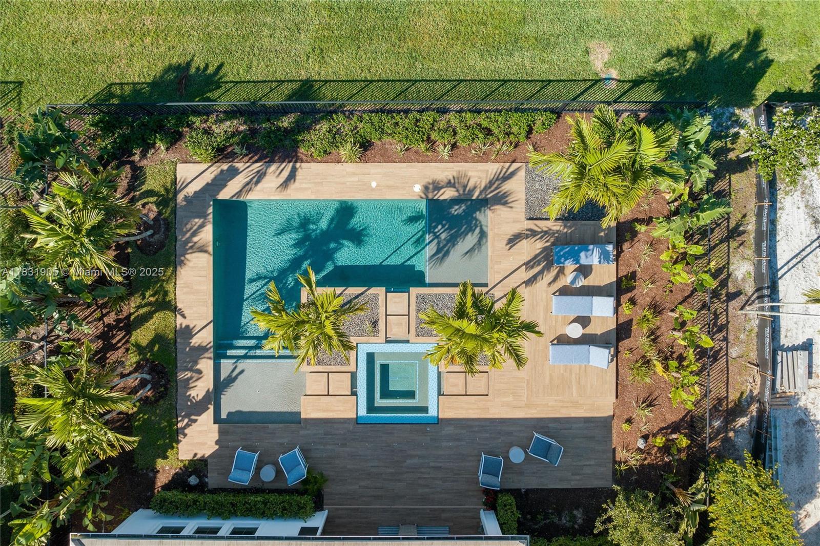 9369 Crestview Cir, Palm Beach Gardens, Florida image 46