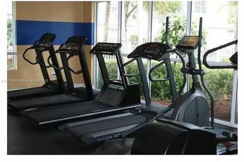 160 SW 117th Ter #6102, Pembroke Pines, Florida image 11