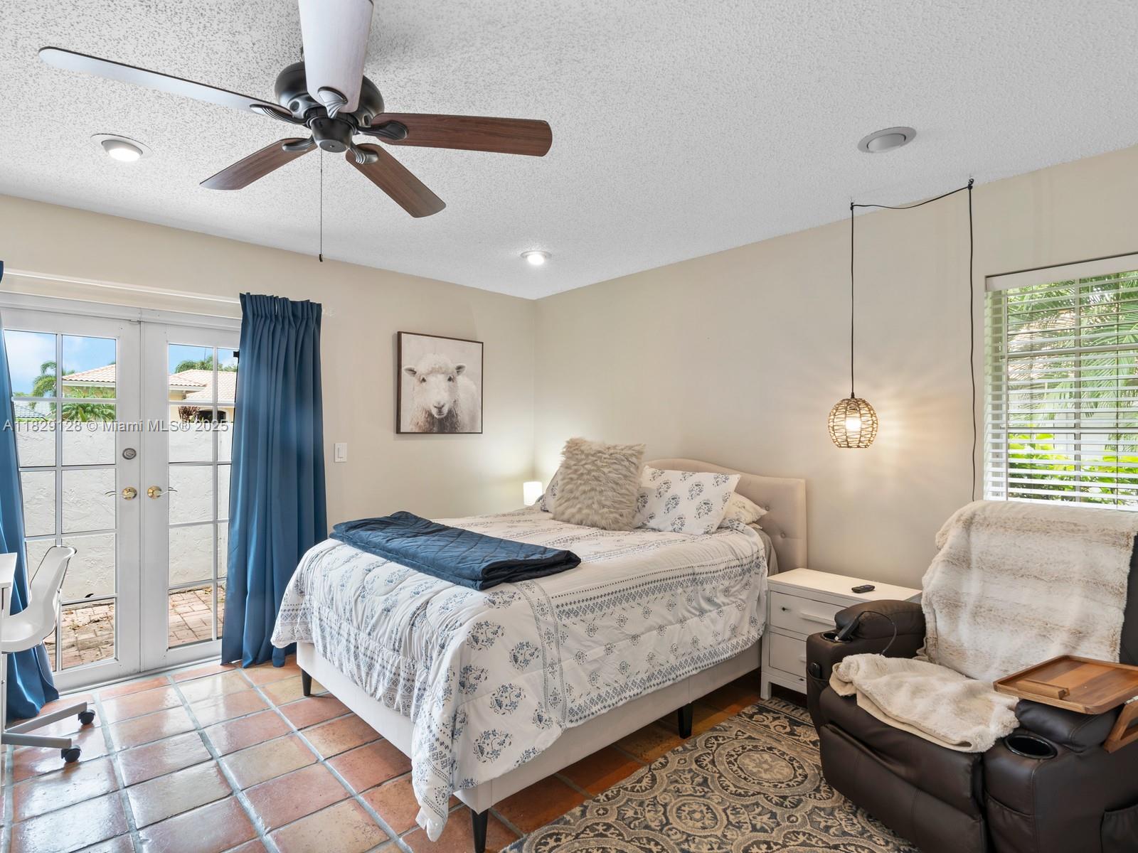 2560 NW 27th St, Boca Raton, Florida image 12