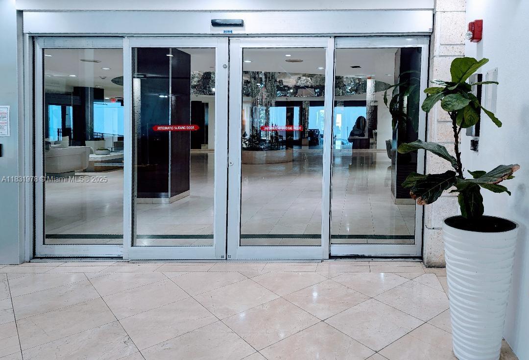 2655 Collins Ave #1505, Miami Beach, Florida image 36