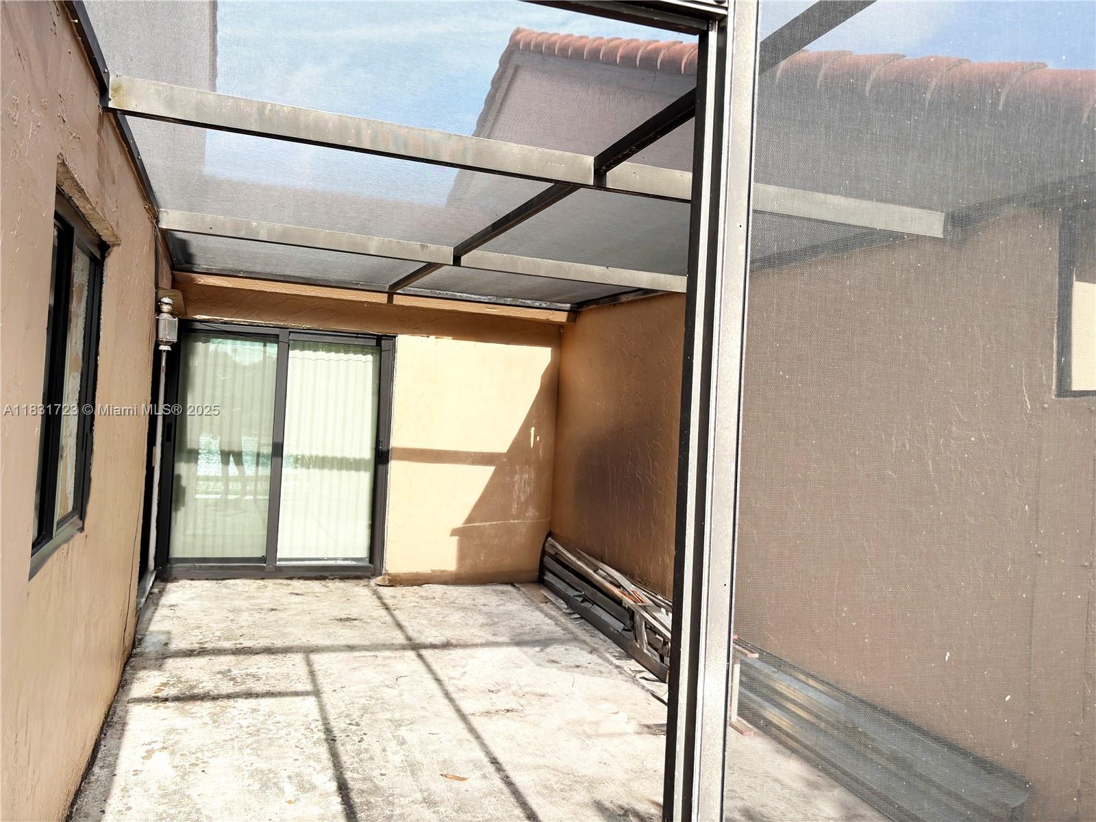 18015 NW 66th Ct Cir, Hialeah, Florida image 6