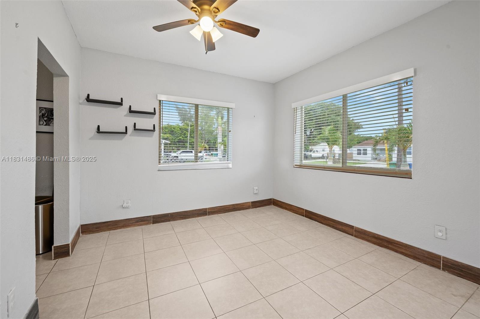 524 NW 88th St, El Portal, Florida image 13