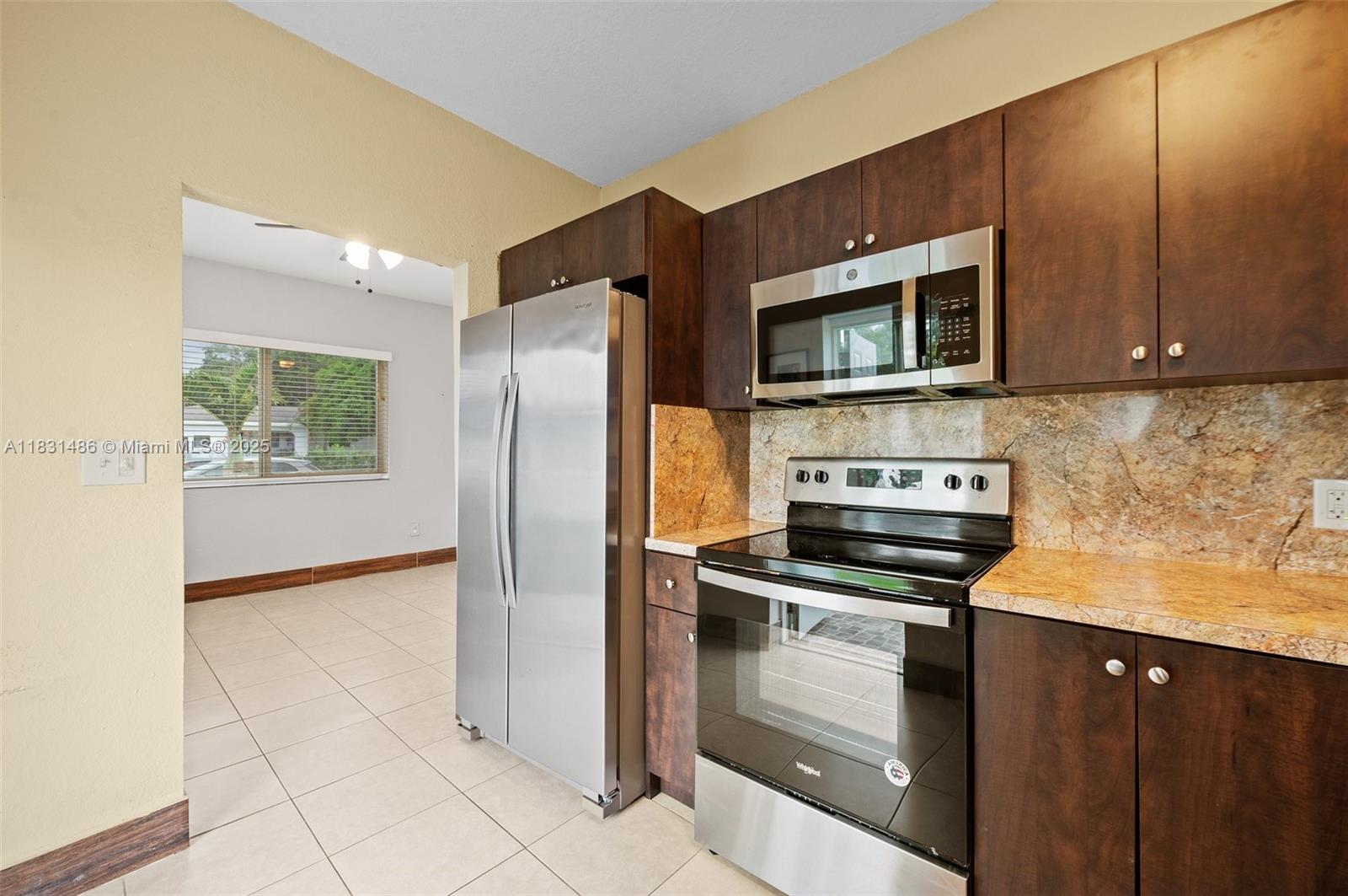 524 NW 88th St, El Portal, Florida image 20