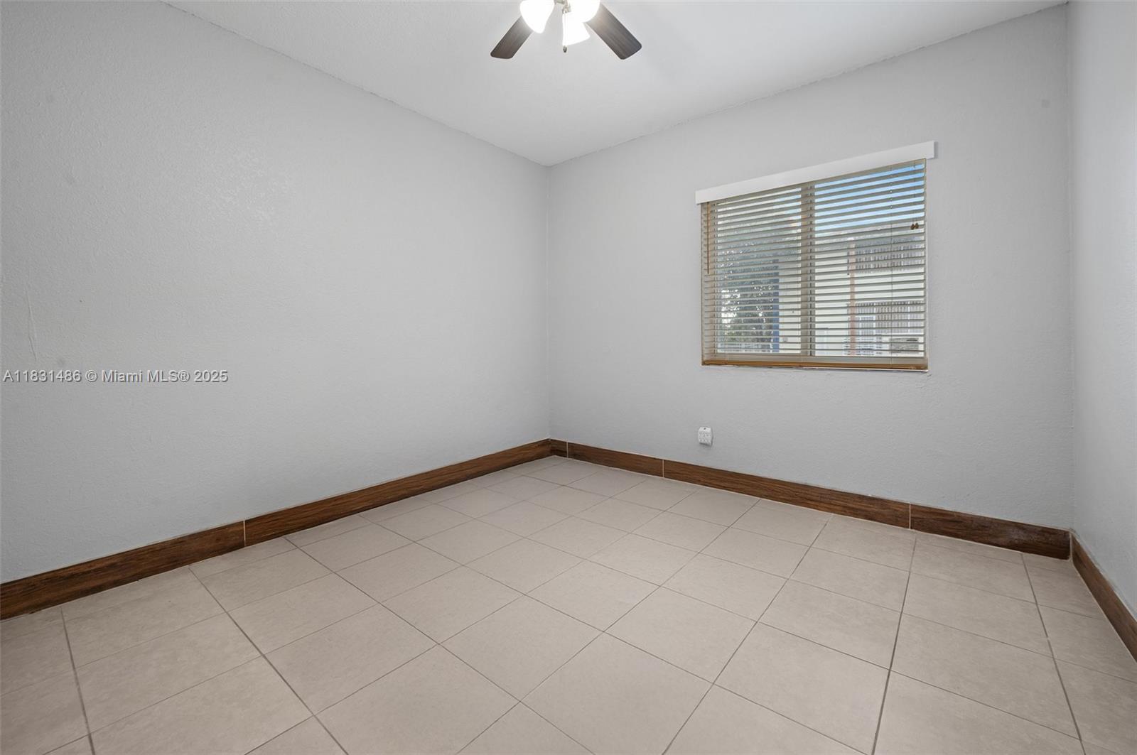 524 NW 88th St, El Portal, Florida image 26