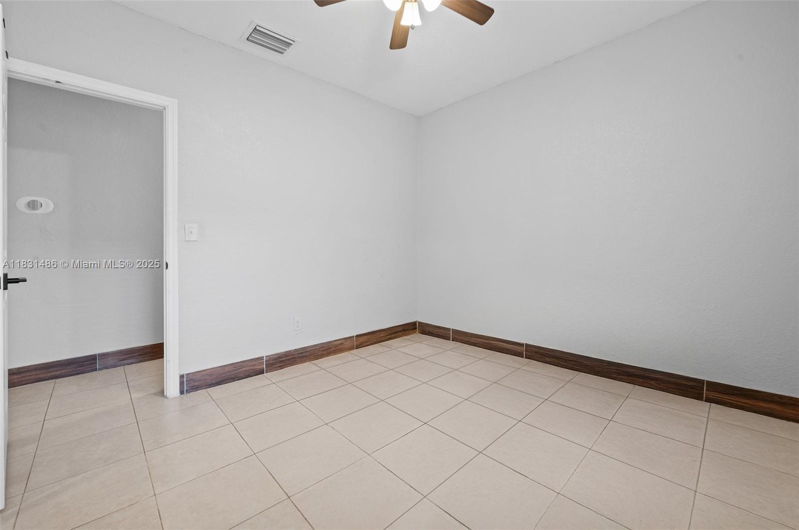 524 NW 88th St, El Portal, Florida image 27
