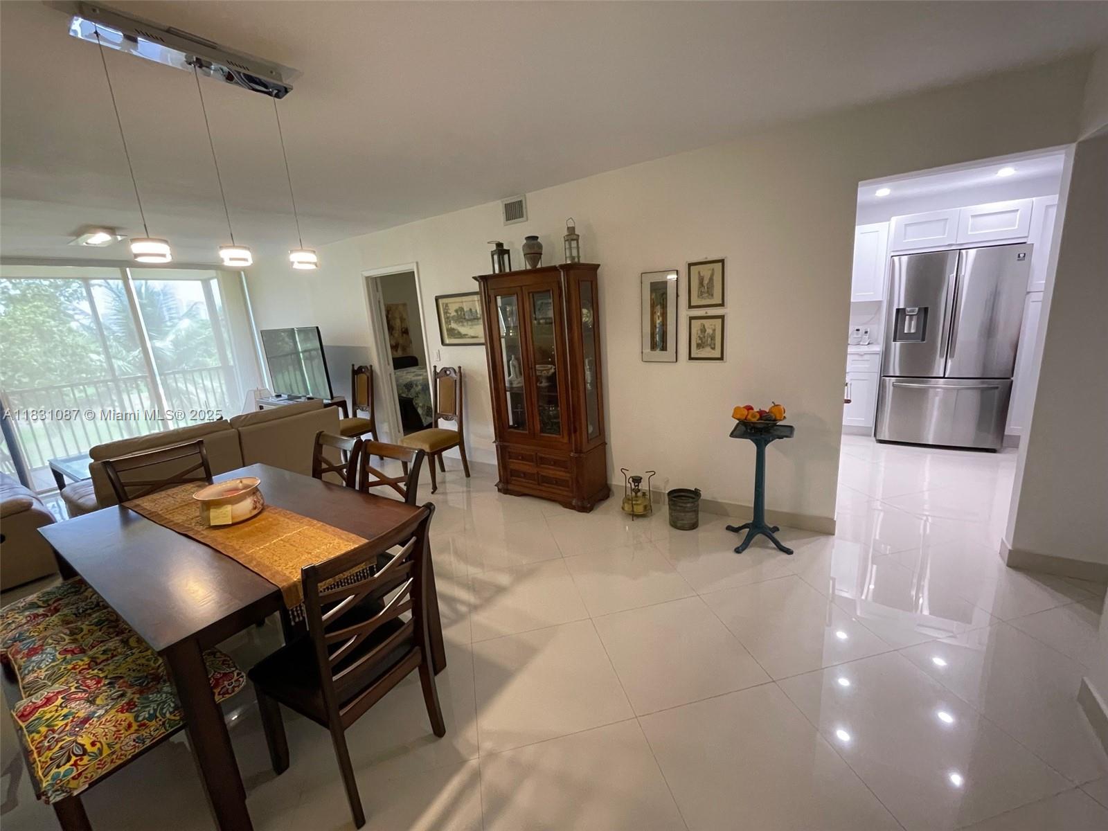20335 W Country Club Dr #304, Aventura, Florida image 9
