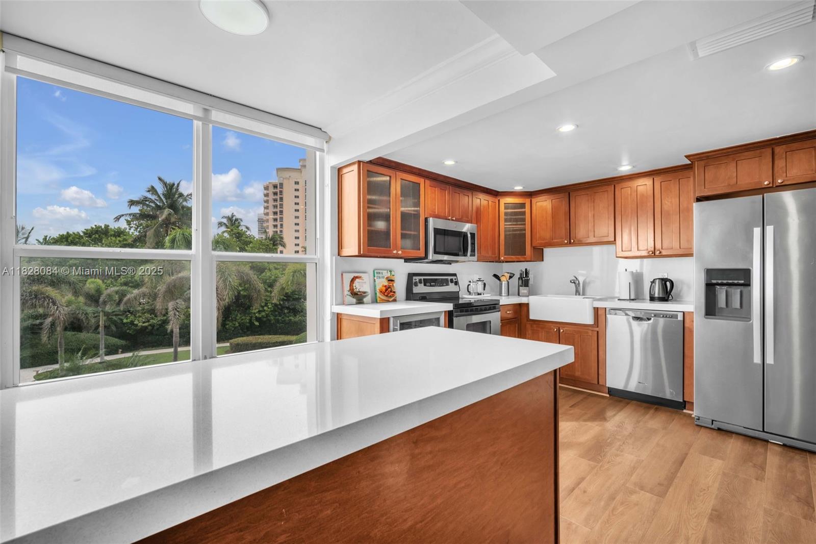 Property photo # 4