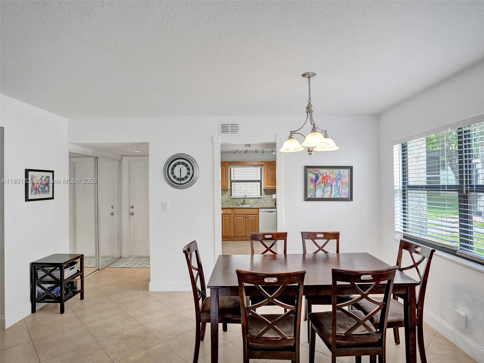 245 SE 10th St #4B, Deerfield Beach, Florida image 8