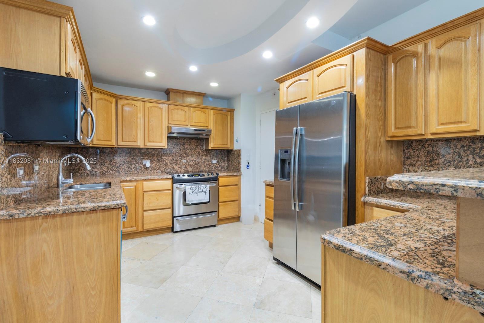 Property photo # 9