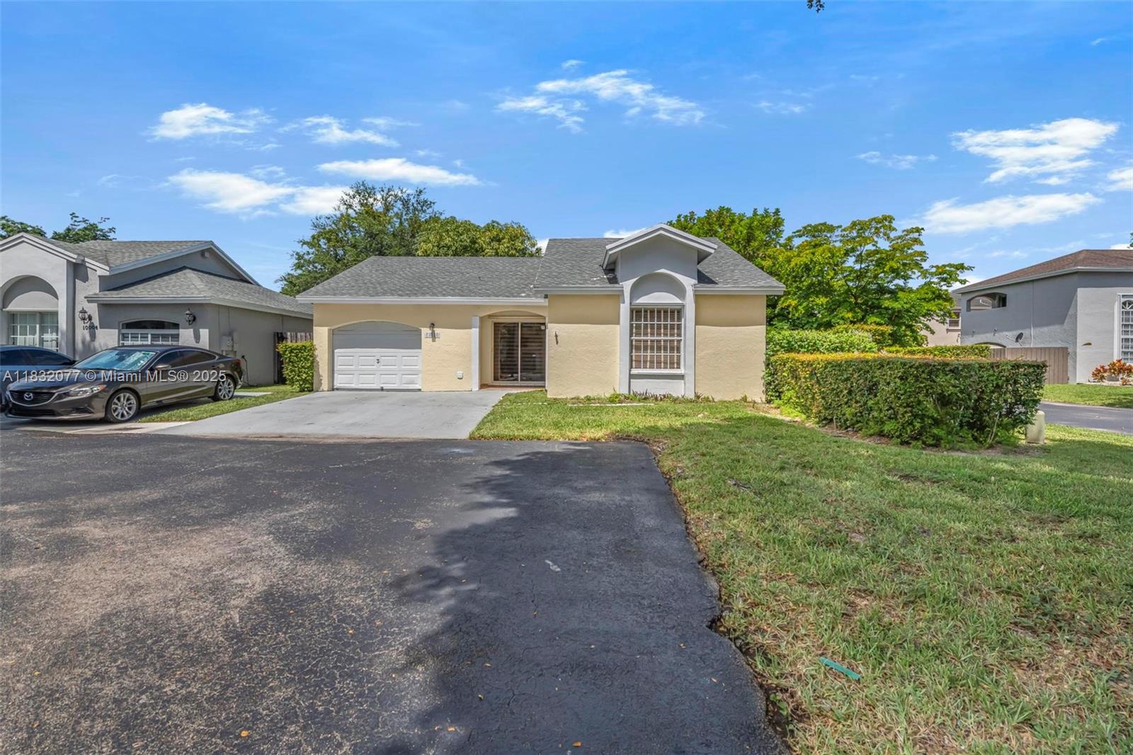 10016 NW 51st Ter, Doral, Florida image 3