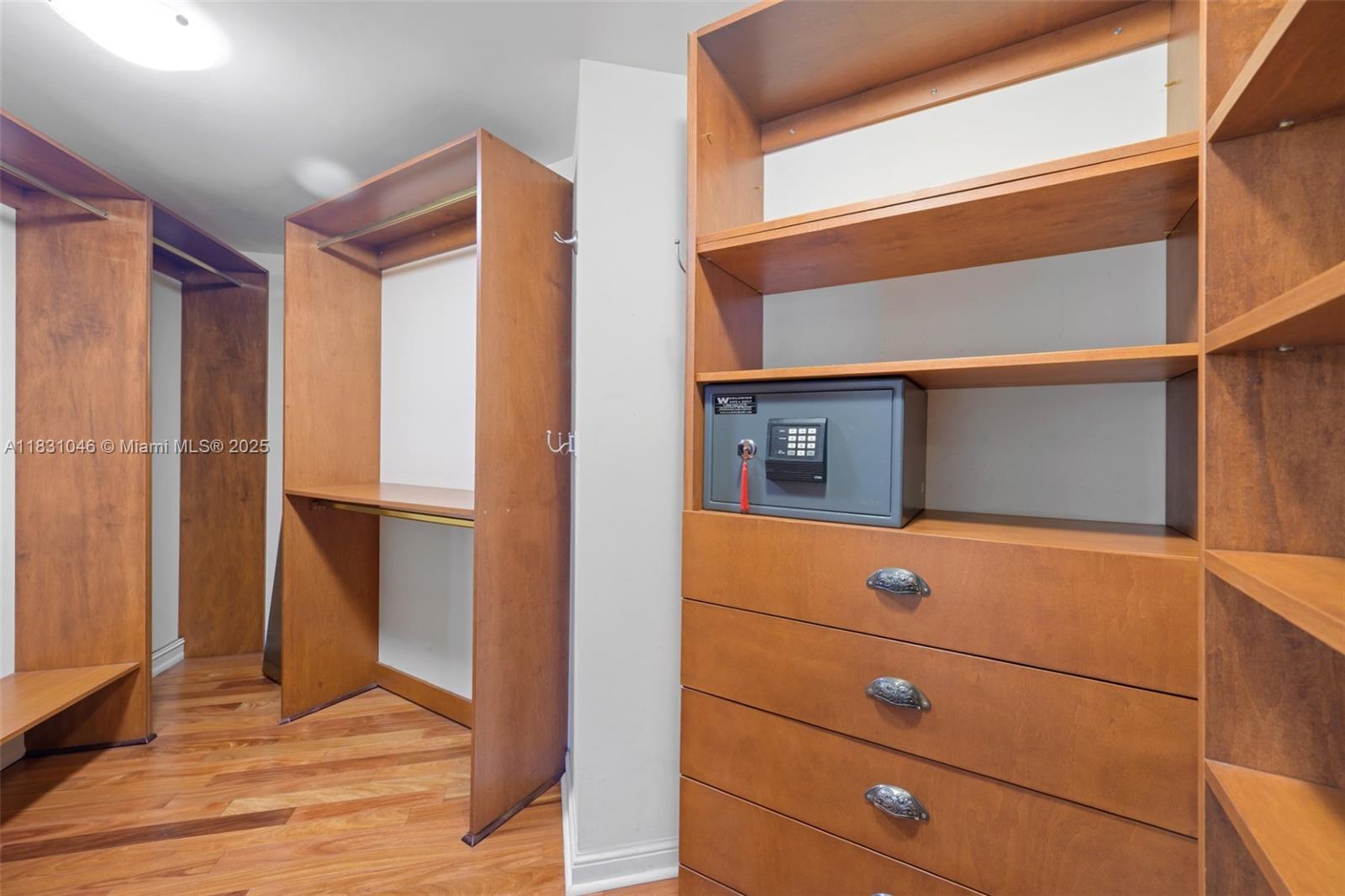 19111 Collins Ave #801, Sunny Isles Beach, Florida image 33