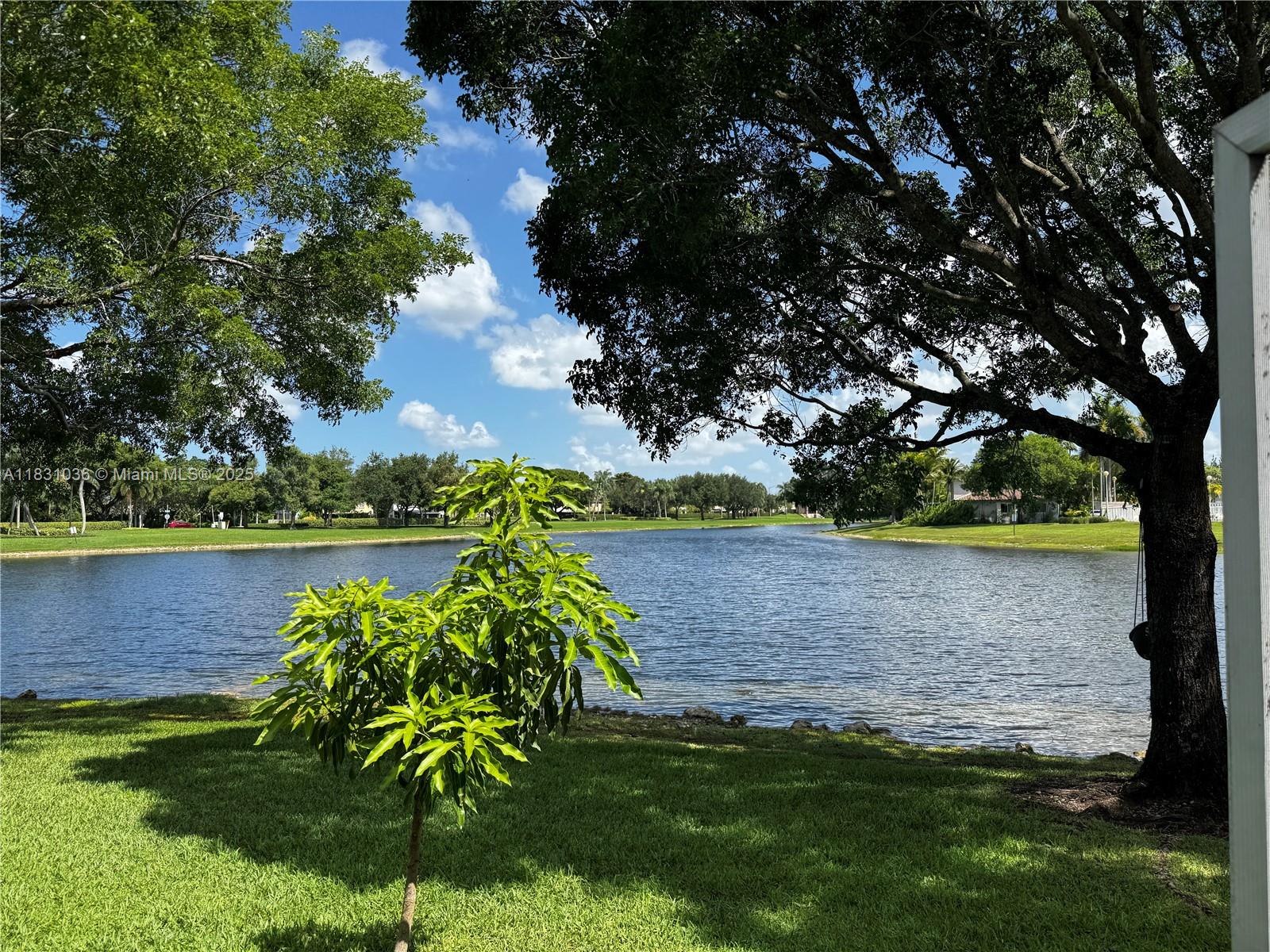 521 NW 208th Cir, Pembroke Pines, Florida image 31