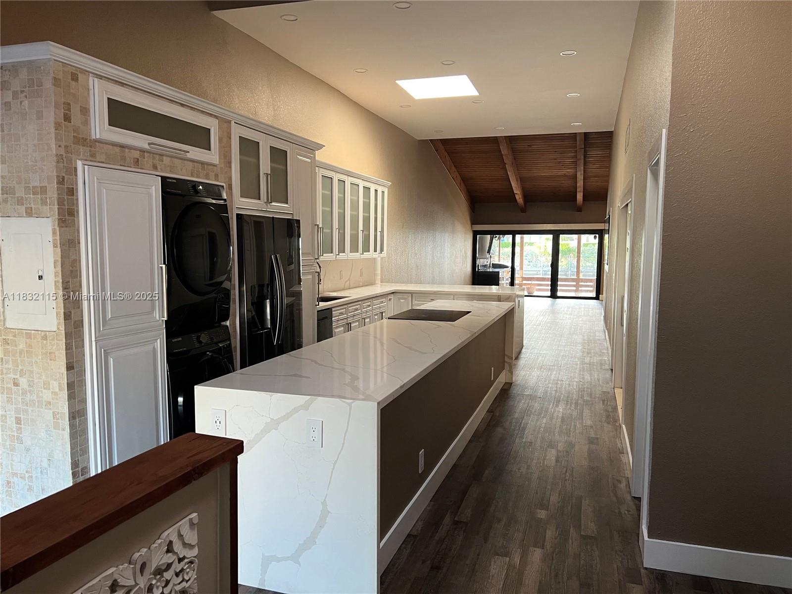 Property photo # 9