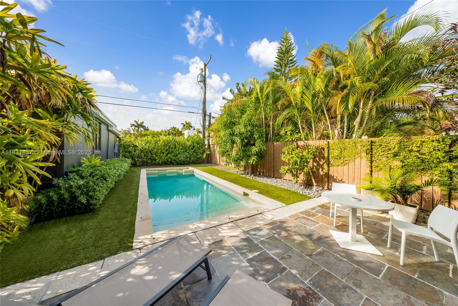 1548 Biarritz Dr, Miami Beach, Florida image 37