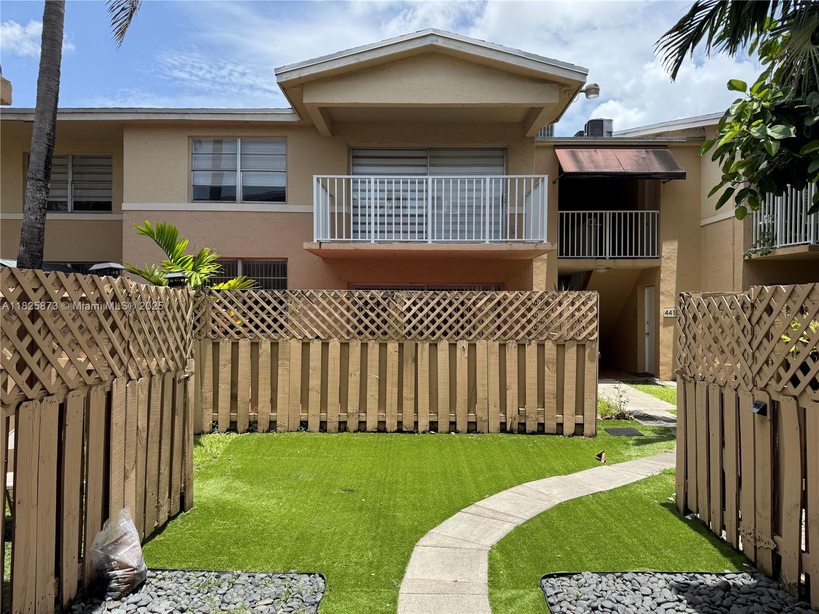 Property photo # 0