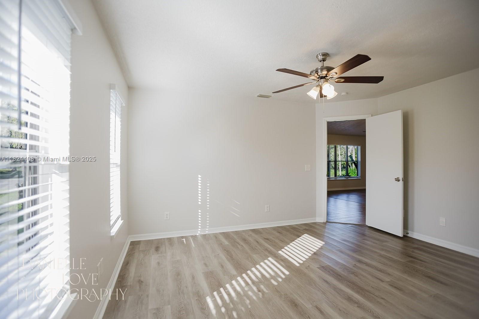 1441 SW Algardi Ln, Port Saint Lucie, Florida image 23