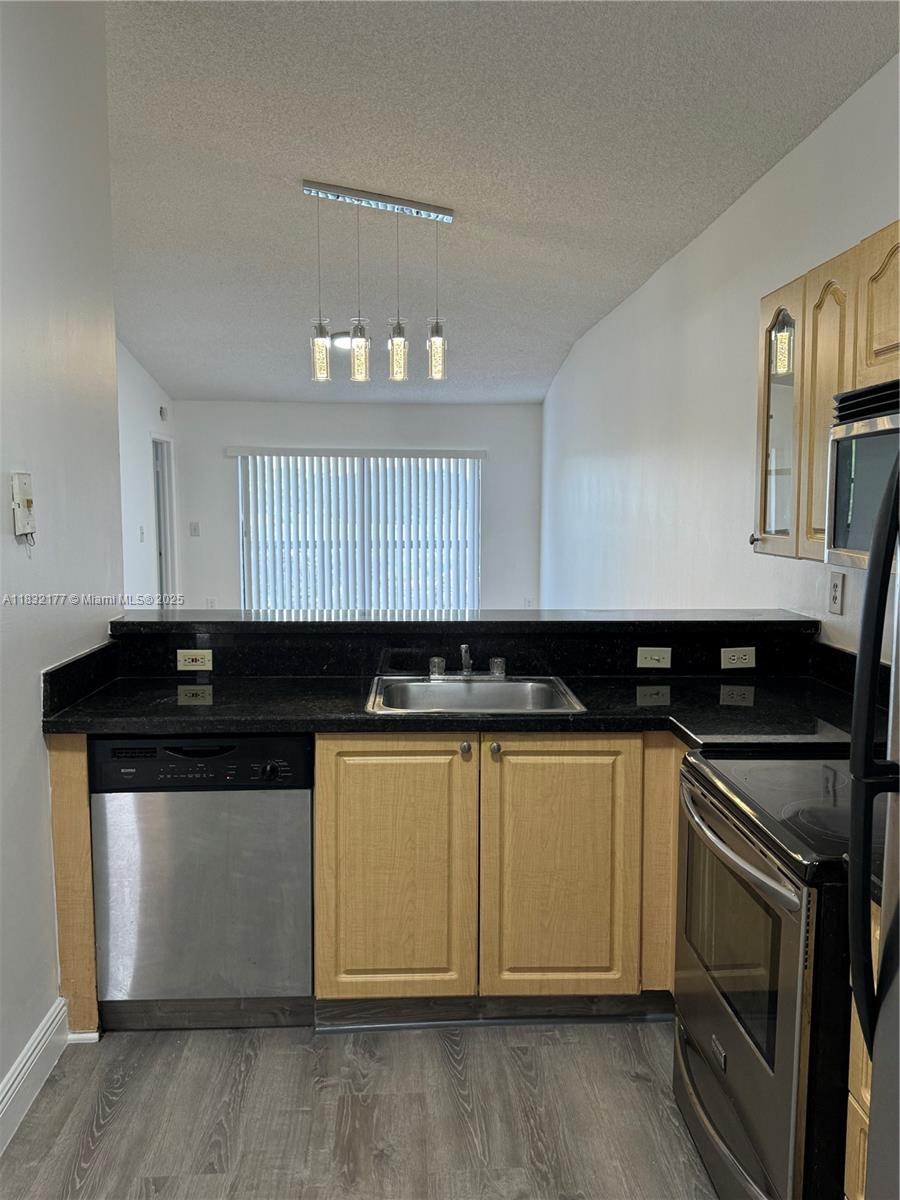 Property photo # 2