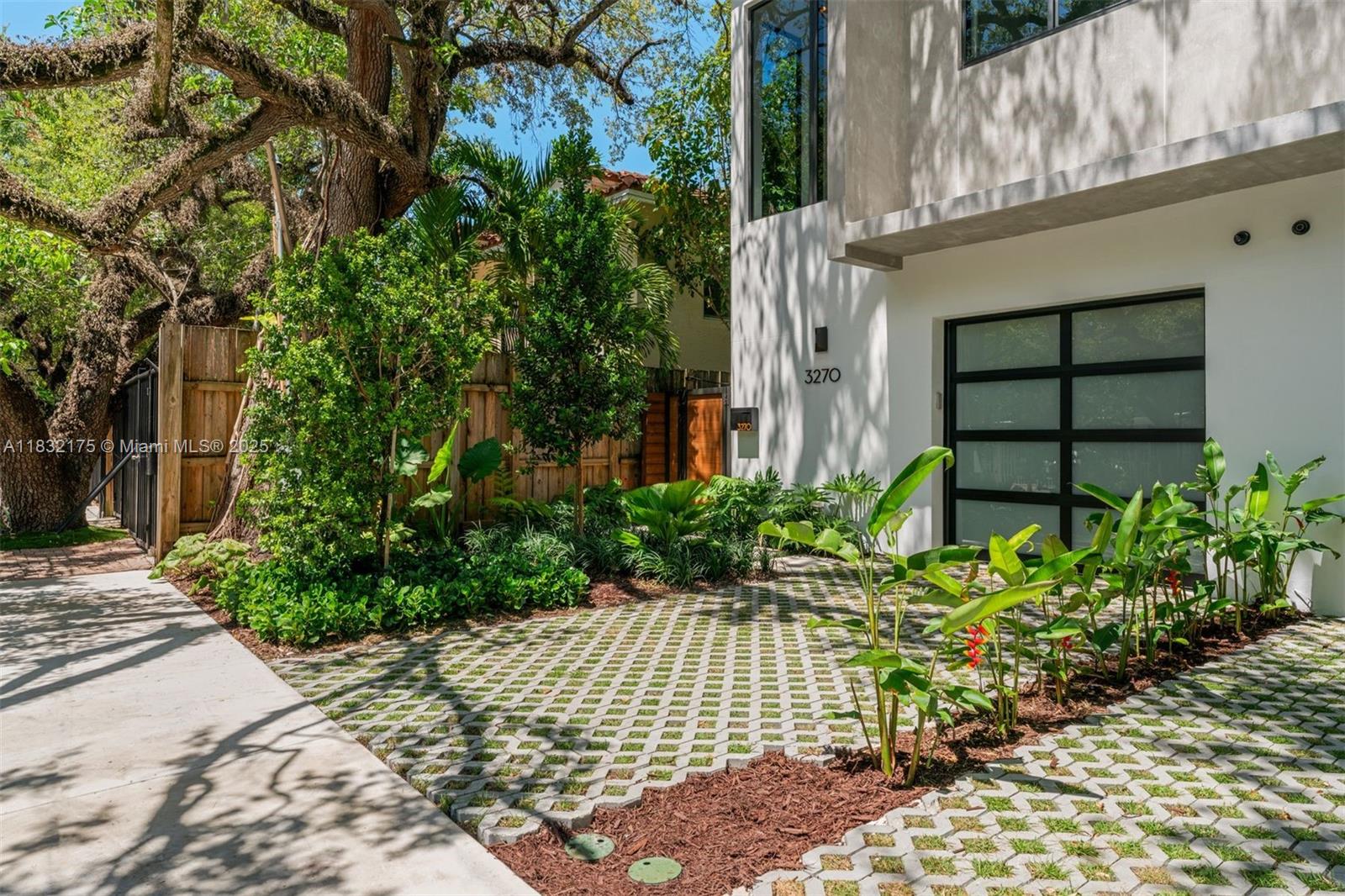 Property photo # 8
