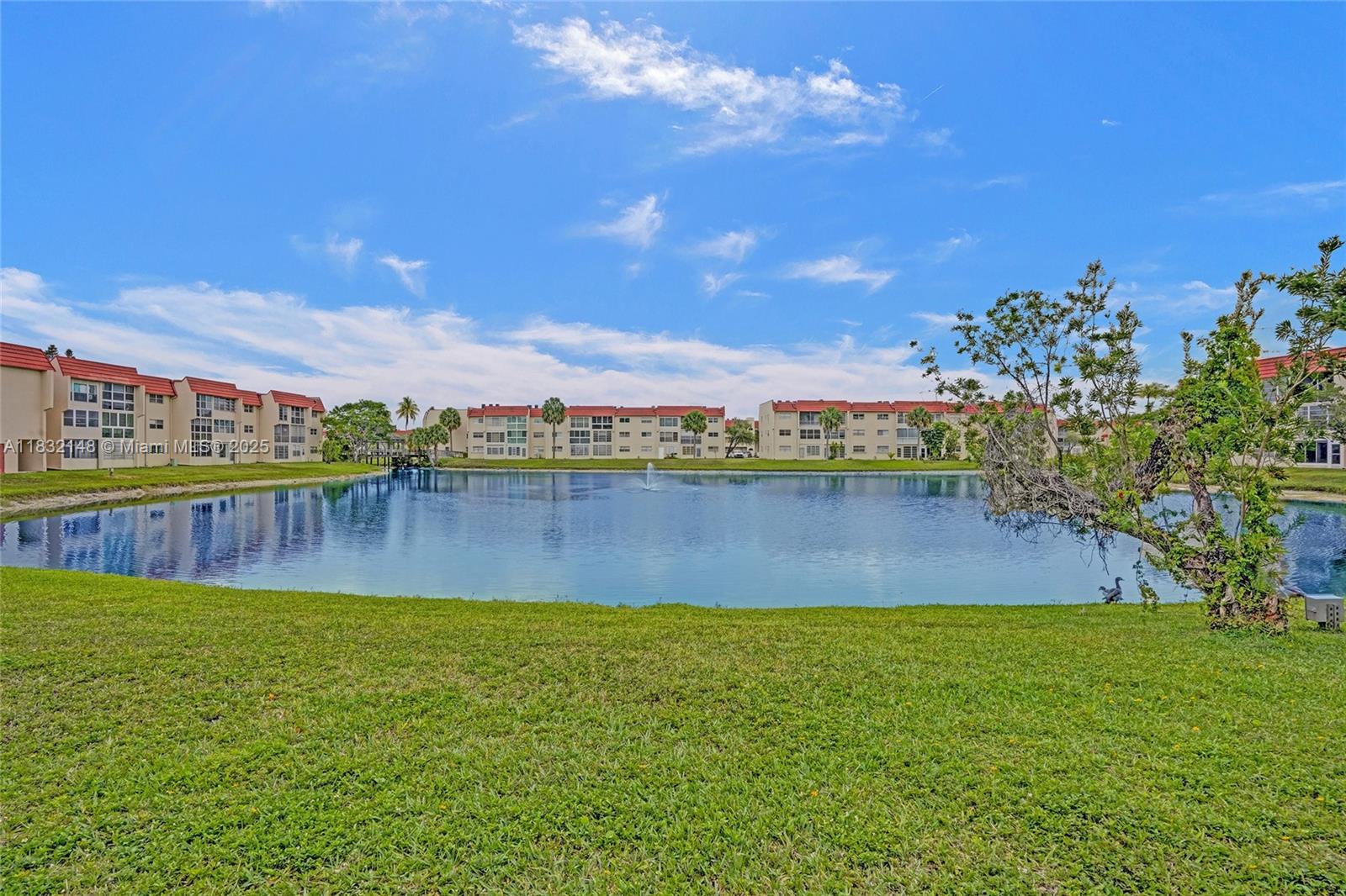 2850 W Sunrise Lakes Dr #106, Sunrise, Florida image 19
