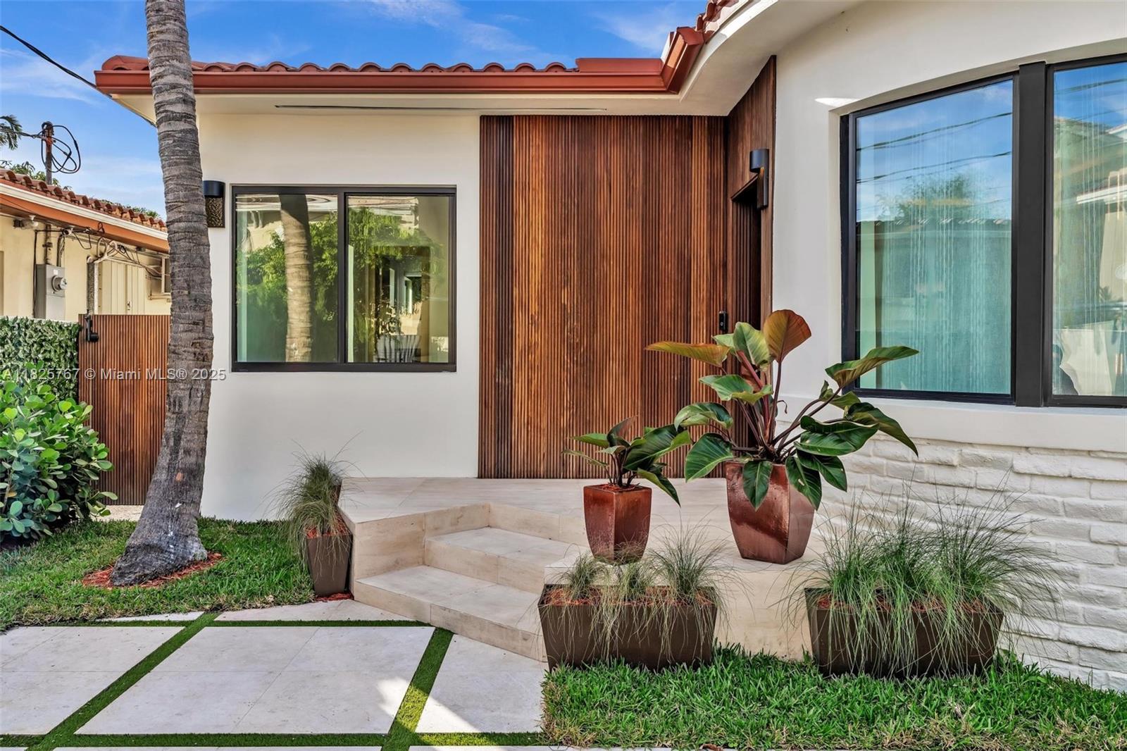 9448 Abbott Ave, Surfside, Florida image 6