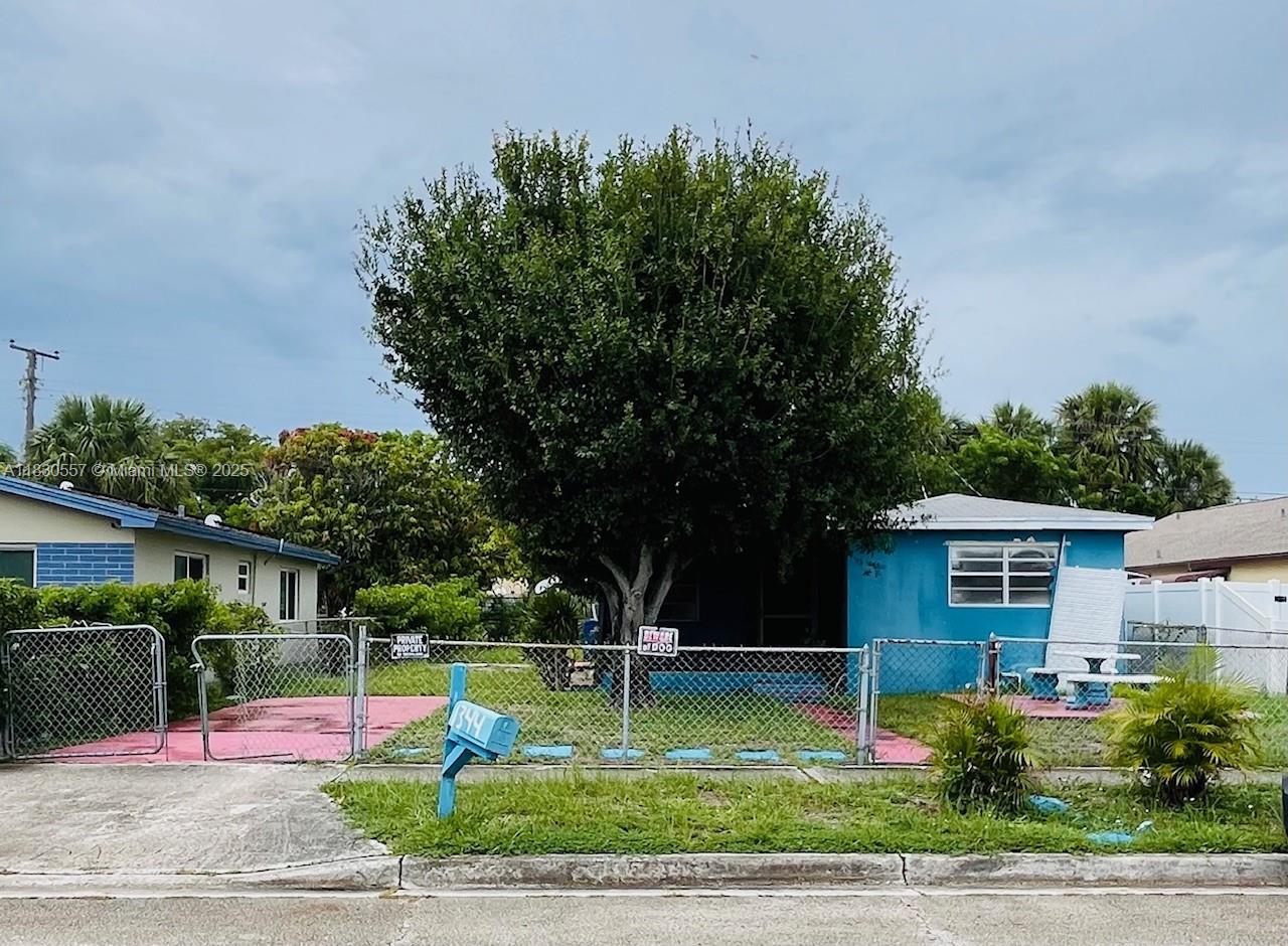 1344 W 10th St, Riviera Beach, Florida image 1