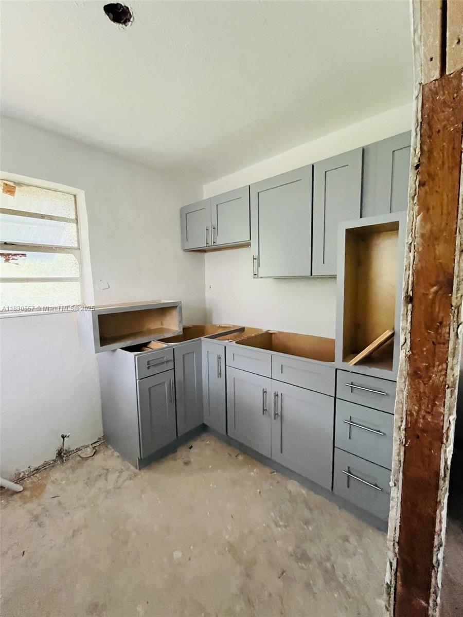 1344 W 10th St, Riviera Beach, Florida image 7
