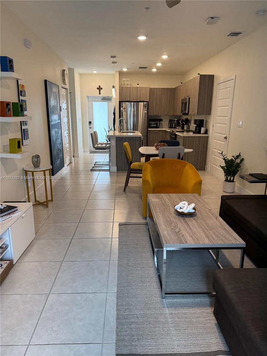 4670 NW 84th Ave #33, Doral, Florida image 1