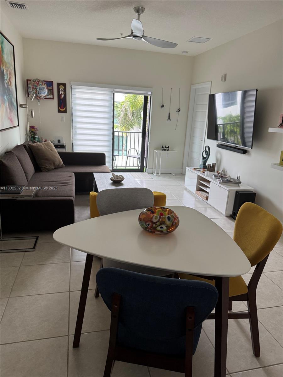 4670 NW 84th Ave #33, Doral, Florida image 4