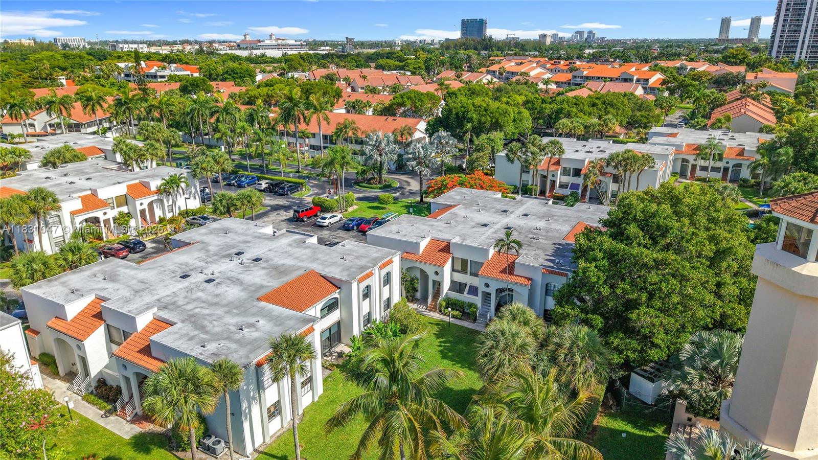 3552 Magellan Cir #122, Aventura, Florida image 18