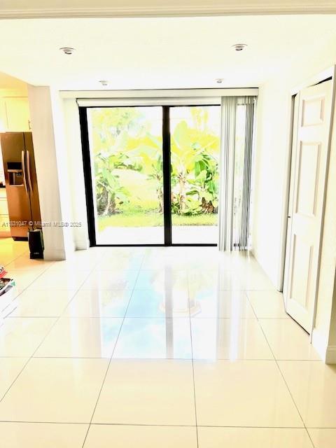 3552 Magellan Cir #122, Aventura, Florida image 27