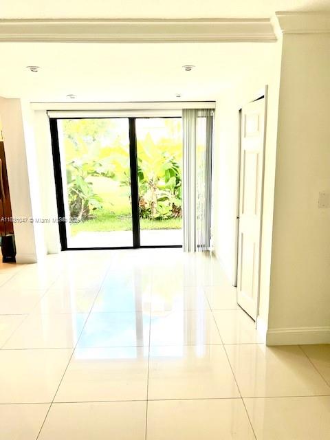 3552 Magellan Cir #122, Aventura, Florida image 28