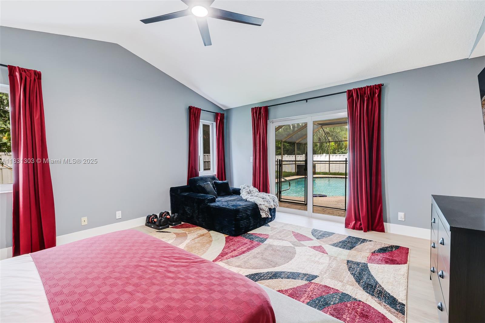 10077 N Springs Way, Coral Springs, Florida image 32