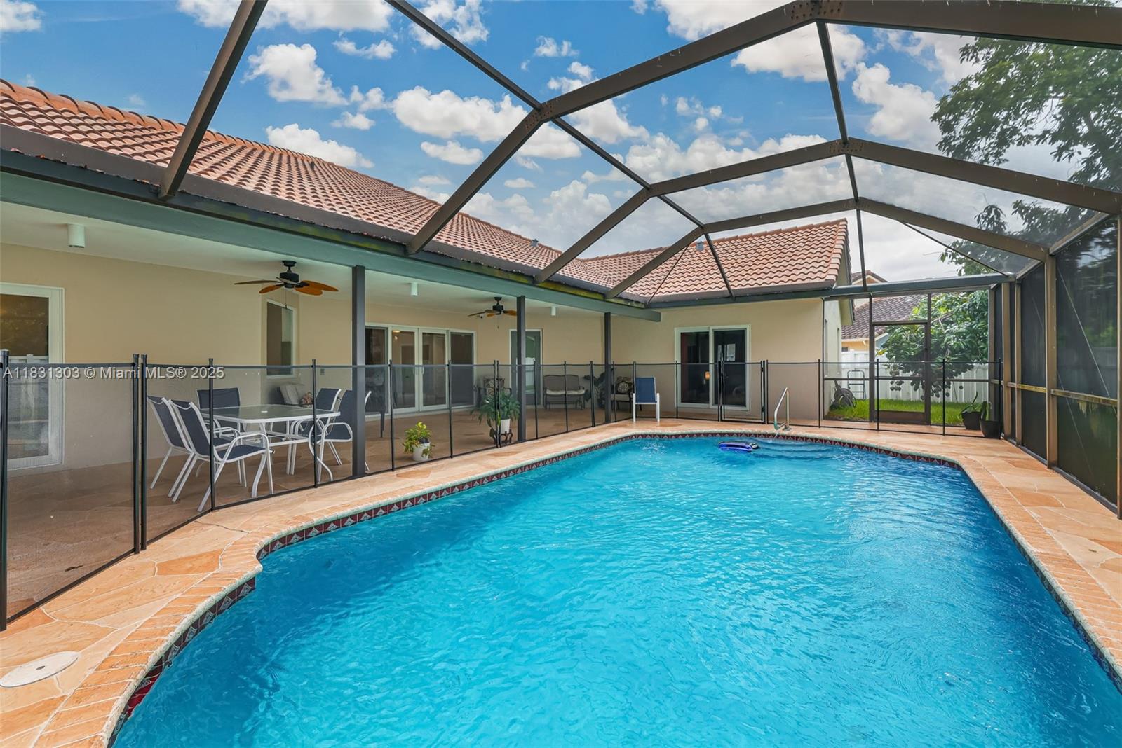 10077 N Springs Way, Coral Springs, Florida image 42