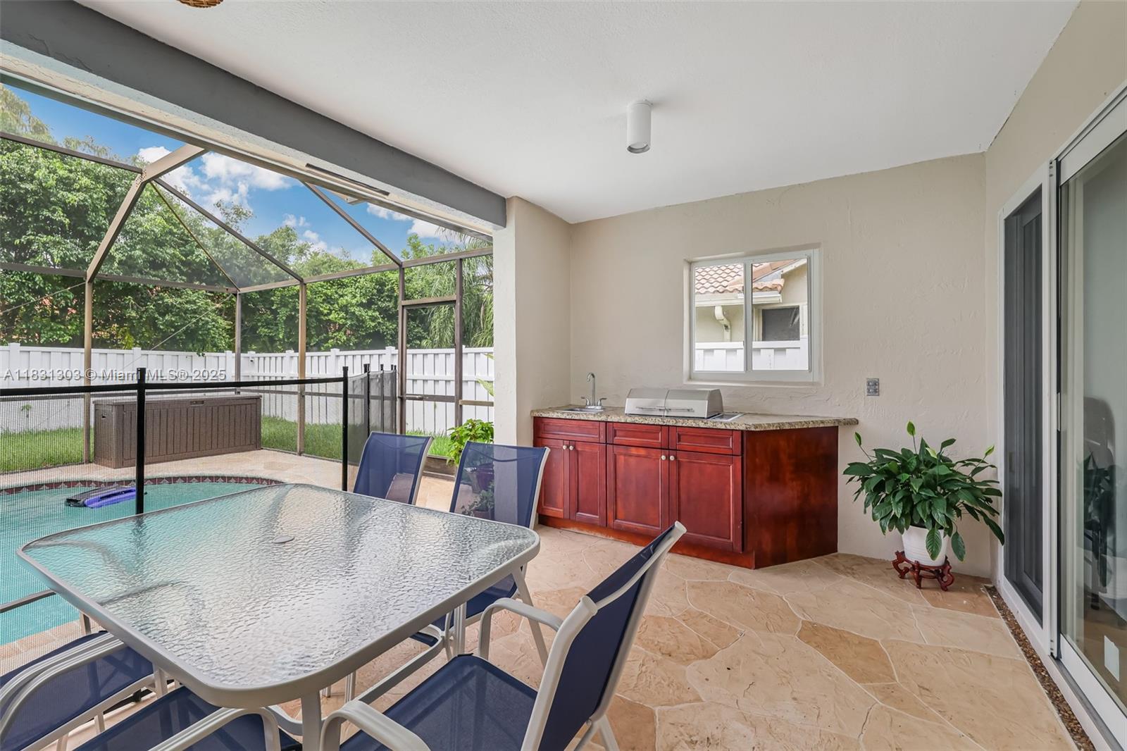 10077 N Springs Way, Coral Springs, Florida image 44