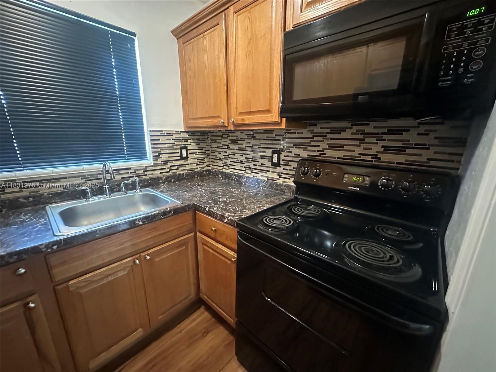 Property photo # 8