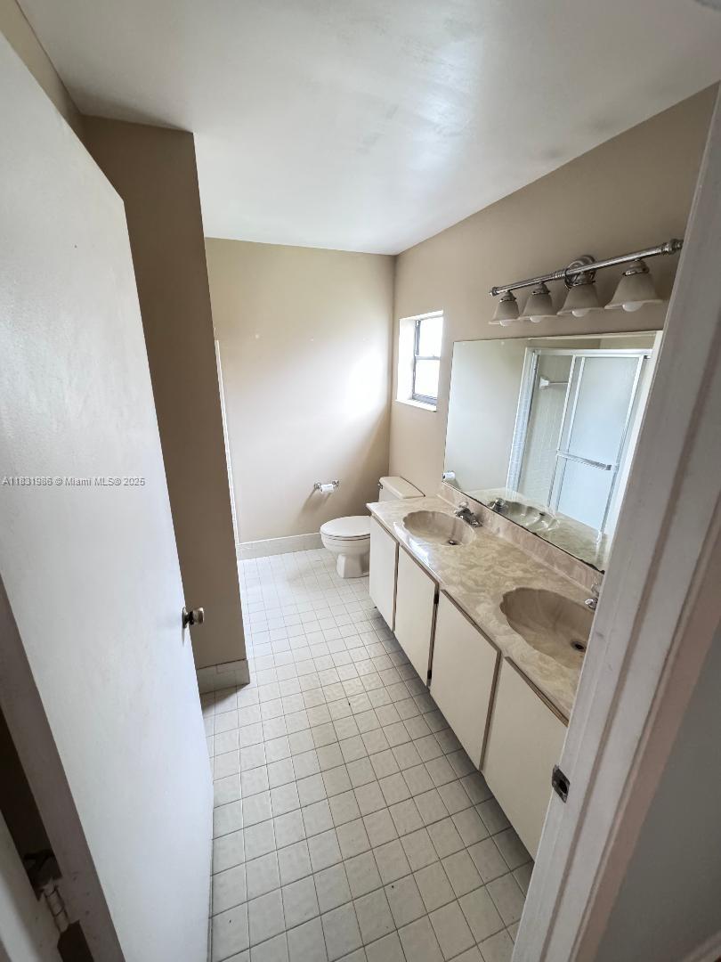 3160 NW 108th Ter, Sunrise, Florida image 12